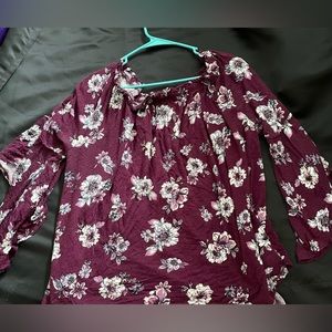 Time and Tru brand- flower print off shoulder flowy top. Size XL 16-18